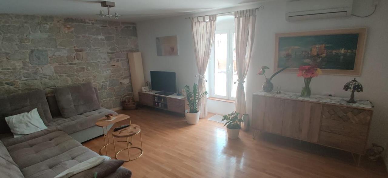 ספליט Apartment Elena Rooms מראה חיצוני תמונה
